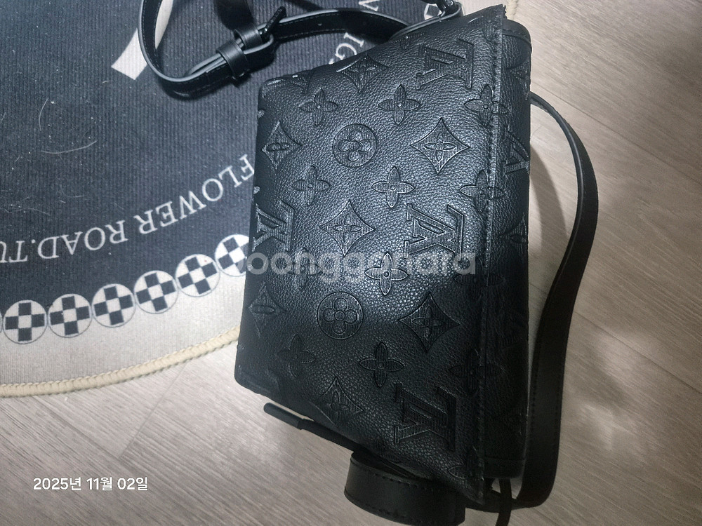 루이비똥 크로스백 미니 s.t--3