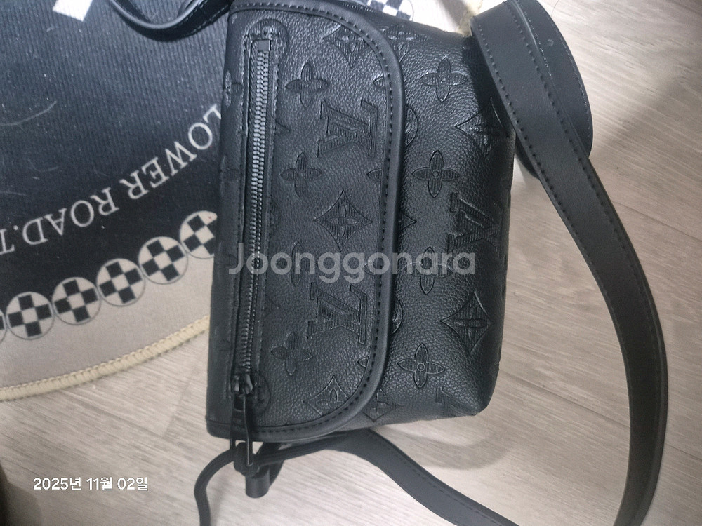 루이비똥 크로스백 미니 s.t--5