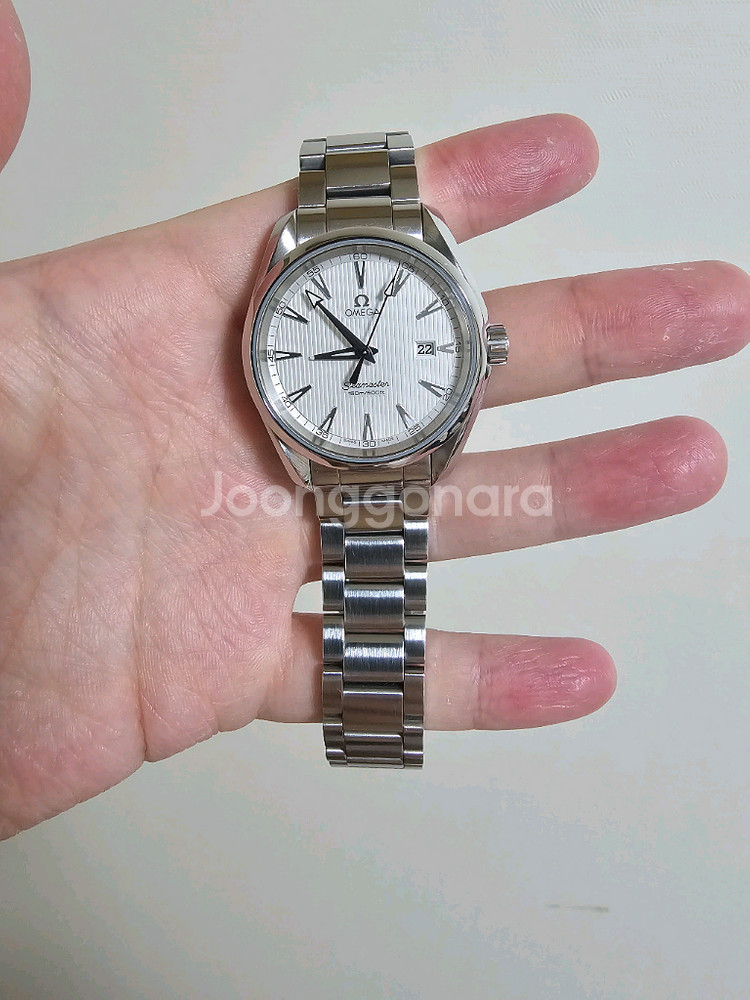 오메가 씨마스터 아쿠아테라 구형 양각흰판 팝니다.--0