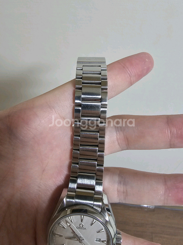 오메가 씨마스터 아쿠아테라 구형 양각흰판 팝니다.--4