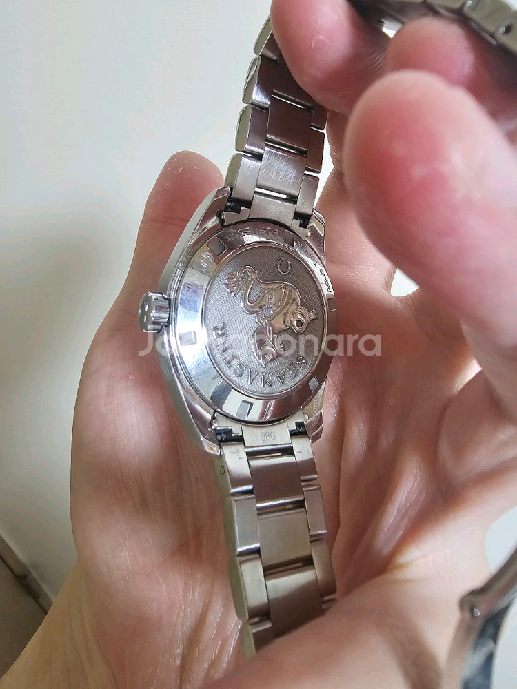 오메가 씨마스터 아쿠아테라 구형 양각흰판 팝니다.--1