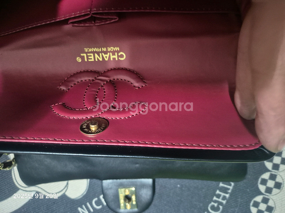 샤넬 소가죽 크로스백 s.t--1