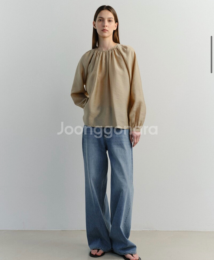 이아 셔링 블라우스 eaah--4