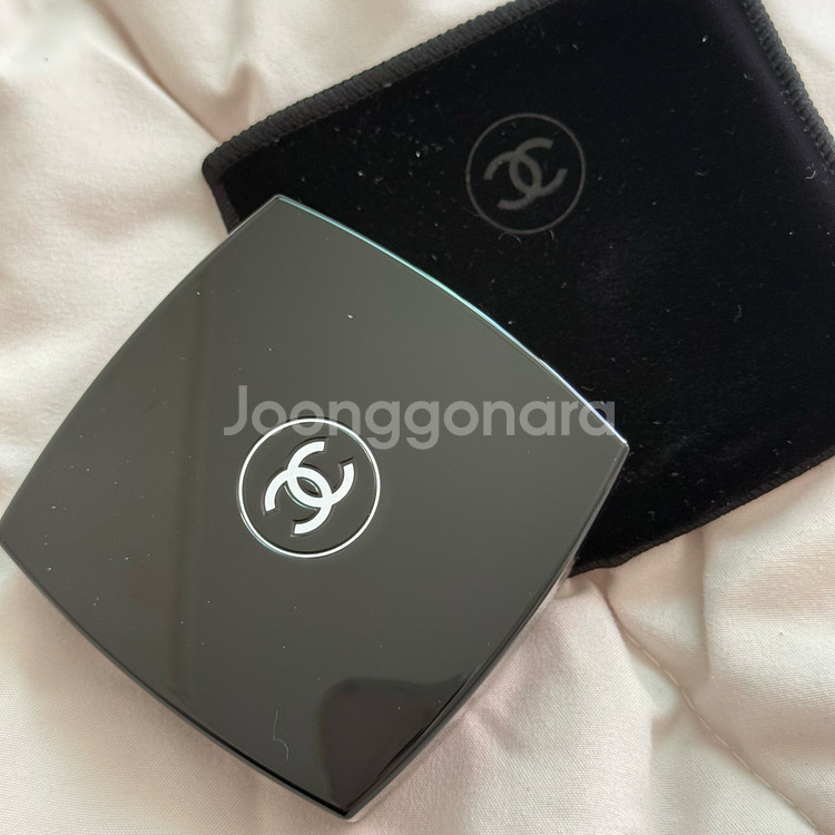 새상품)샤넬섀도우 202 띠쎄 카멜리아--2