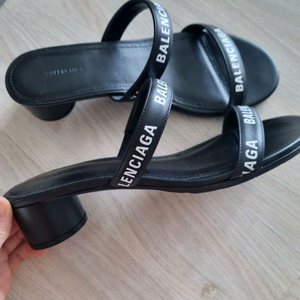 발렌시아가 로고 플랫폼 샌들(새상품) 이미지