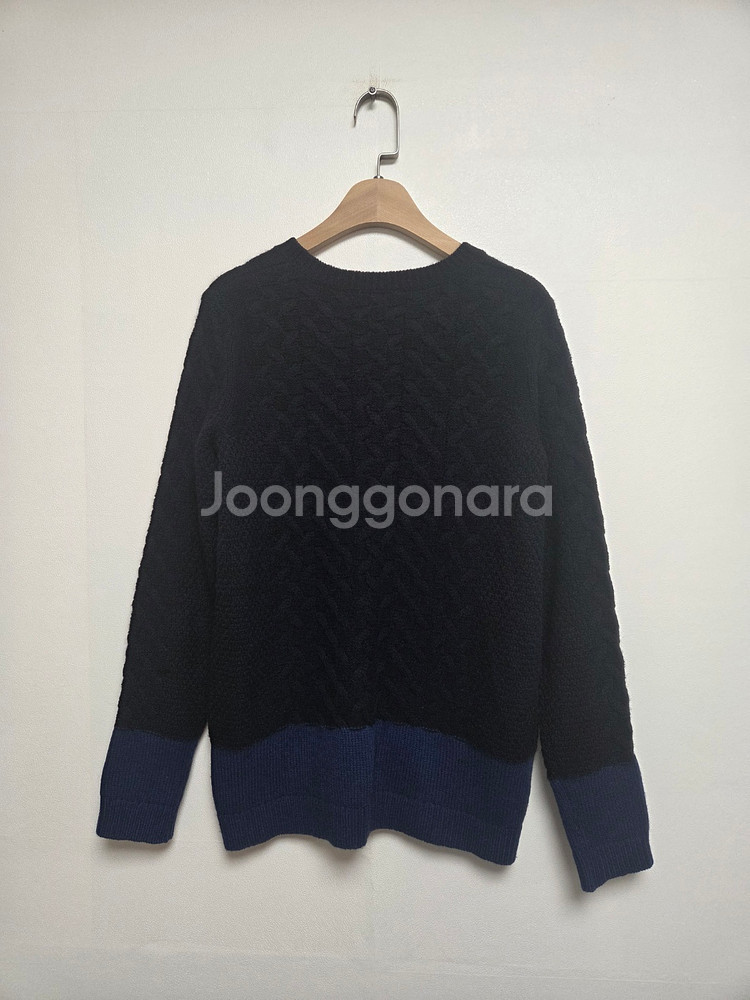 빈스 여성 울 혼방 긴팔 스웨터 네이비앤블루(XS)--1