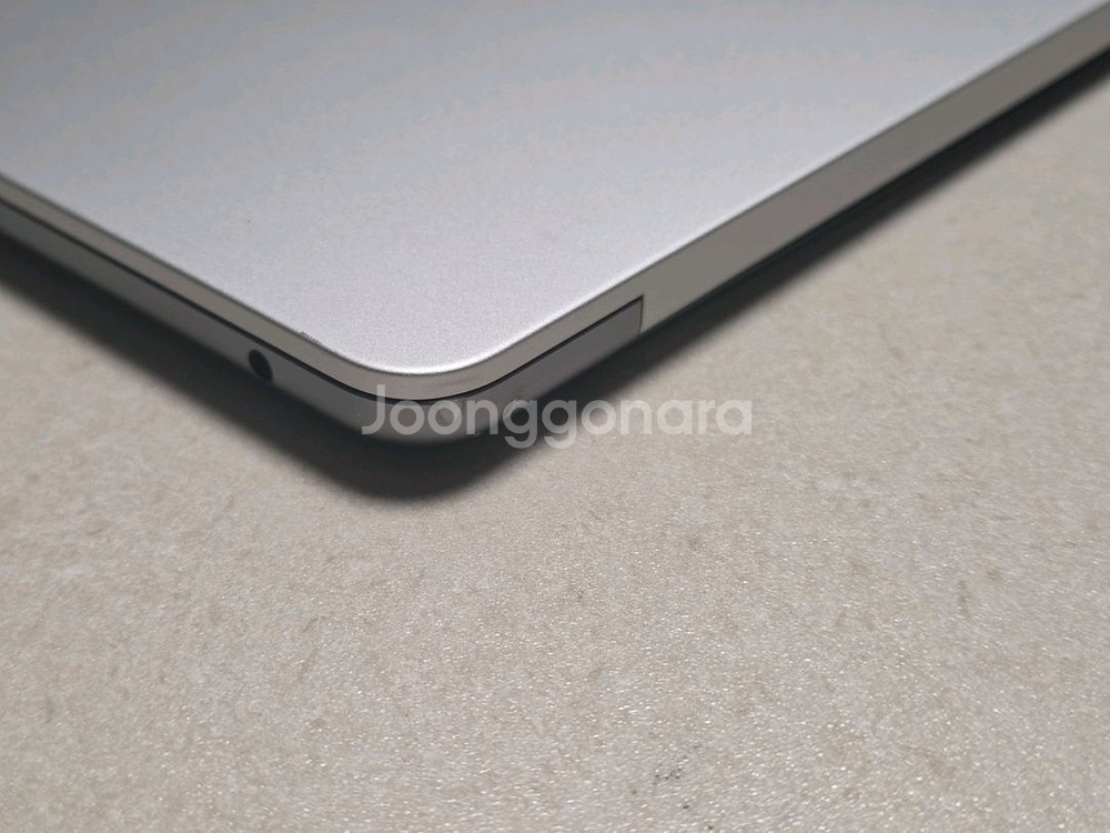 맥북에어 13인치 m2 8gb 256gb 95%--5