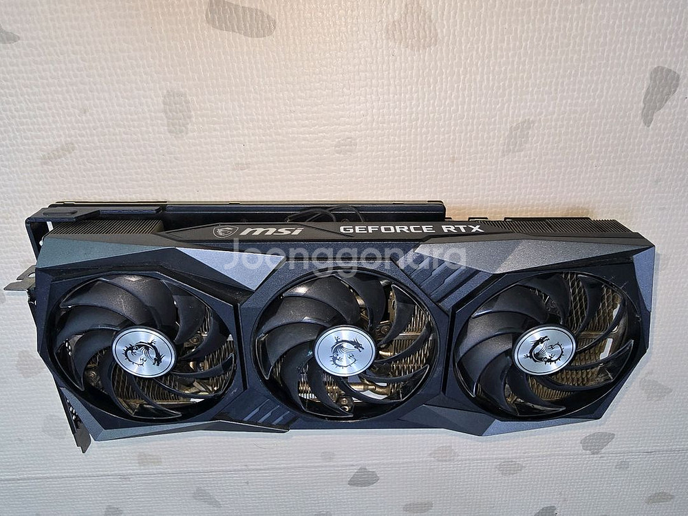 3070게이밍X트리오--0