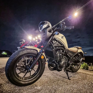 혼다 레블 300 오토바이