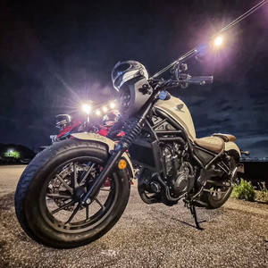 혼다 레블 300 오토바이