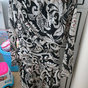 자라 플로럴 패턴 원피스