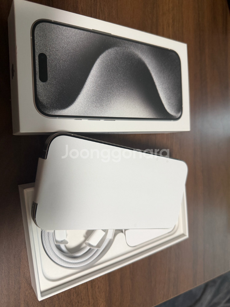 아이폰 15 프로 256GB (직구.esim전용)--3