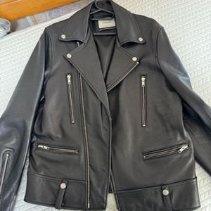 비바스튜디오 가죽자켓