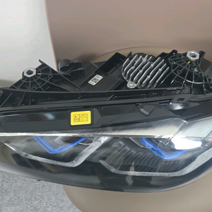 BMW G바디 i4 , m4호환 레이저라이트