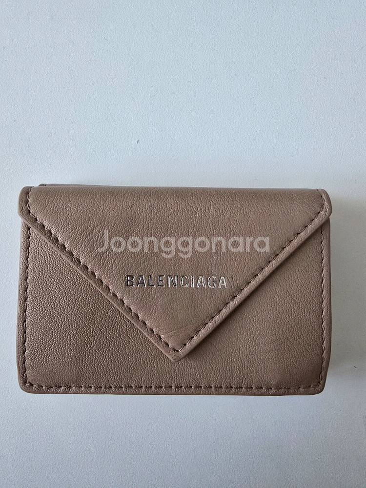 상태 S급 정품 발렌시아가 BALENCIAGA 391446 베이지 레더 파피에 미니 명함 및 카드지갑 팔아요--0