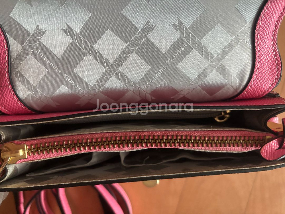 사만사타바사 숄더백 팝니다--4