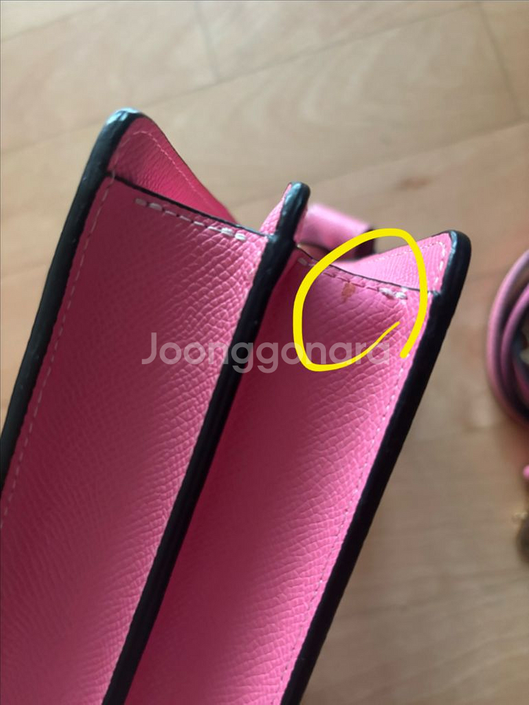 사만사타바사 숄더백 팝니다--7