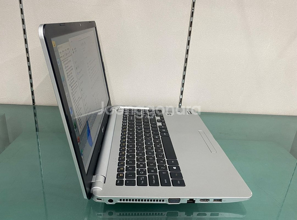 15.6인치 i5 LG 노트북. 무료배송--2