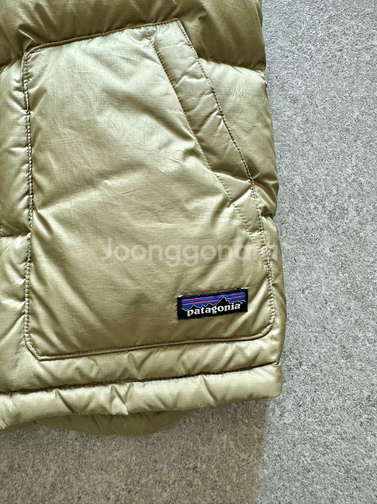 파타고니아 키즈 경량 다운 패딩점퍼--4