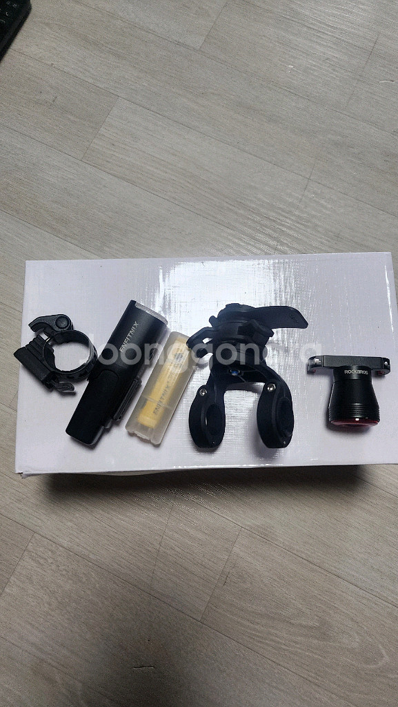 쿼드락 브롬톤 거치대.나비800k--0