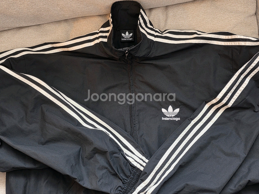 발렌시아가 아디다스 트랙 자켓--0