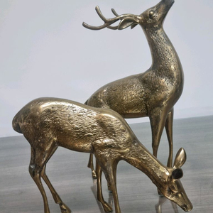고급 브론즈 사슴 조각 2개 세트 판매합니다 재질은 동