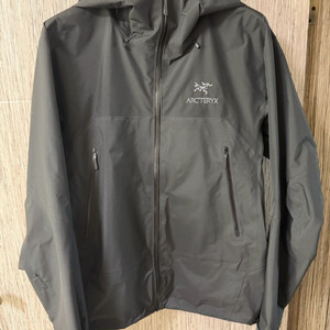 25SS 아크테릭스 베타 AR 스톰후드 남성 블랙 사이즈 L