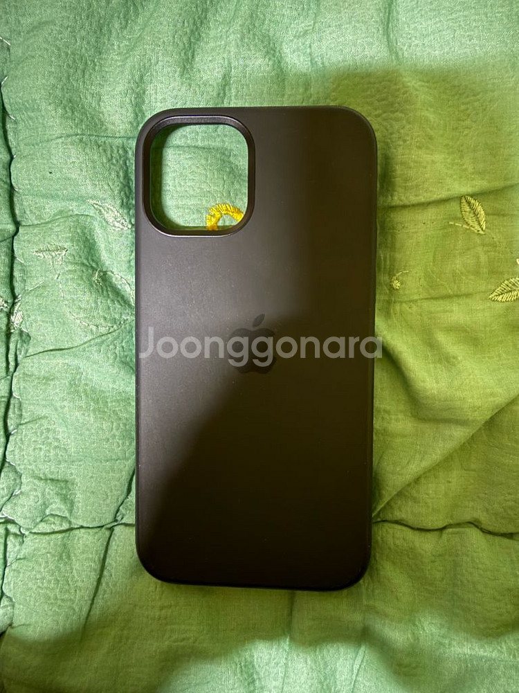 아이폰12프로 정품 실리콘 케이스 팝니다--0