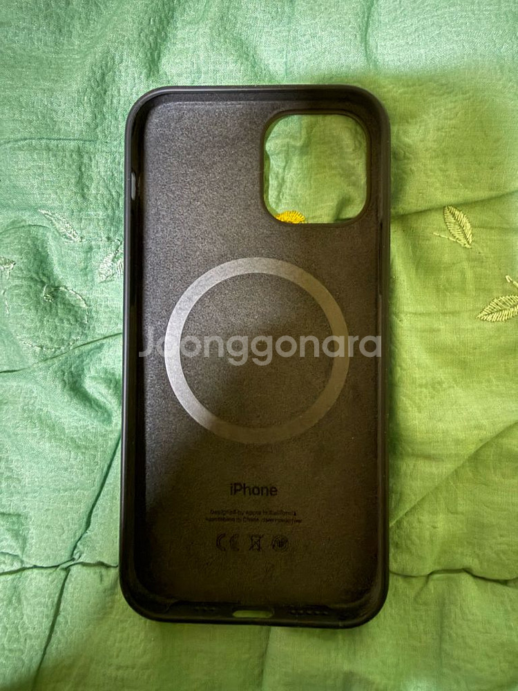 아이폰12프로 정품 실리콘 케이스 팝니다--1