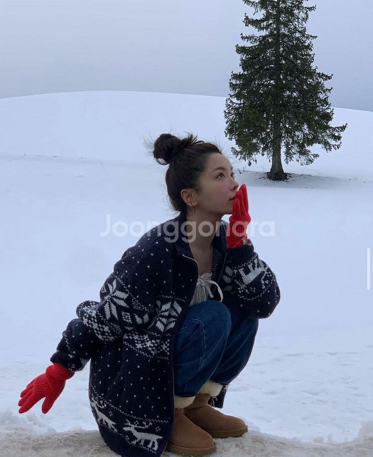 (최종가격/새상품)위드아웃썸머 눈꽃 집업 가디건--0