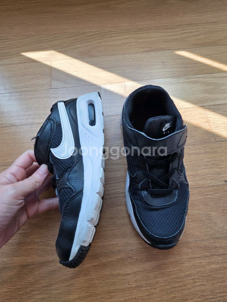 나이키 키즈 에어맥스 운동화 220사이즈.--1