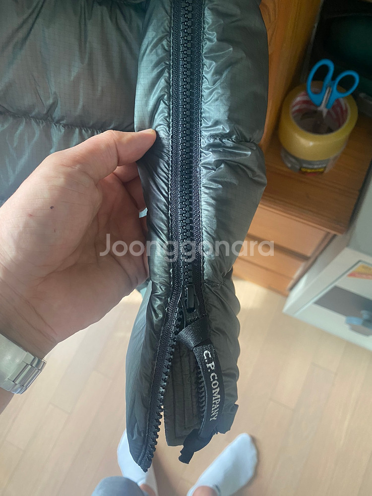 cp컴퍼니 아노락패딩 그레이 L사이즈 DD쉘 덕다운 씨피컴퍼니 패딩 판매합니다 교환가능--4