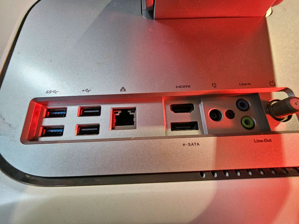 일체형pc<143>LG24인치 i3 2인치 8g 램 이미지