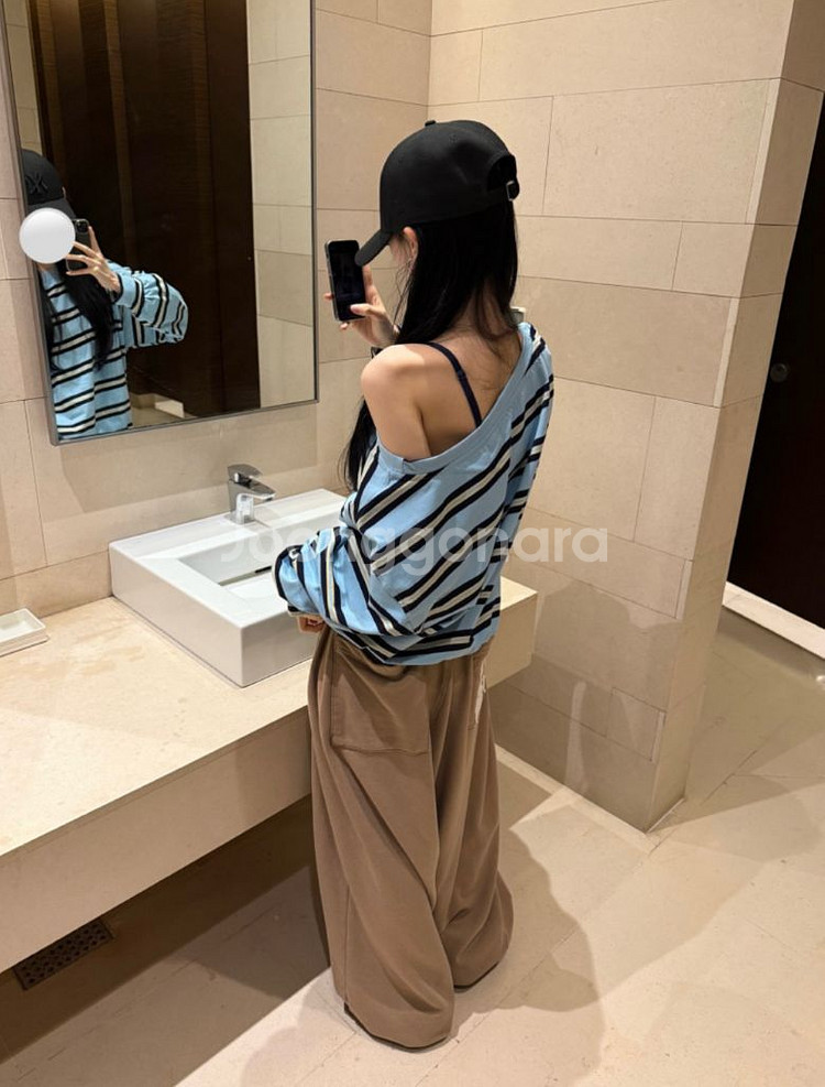 (새상품) 데이도어 단가라 보트넥 티--0