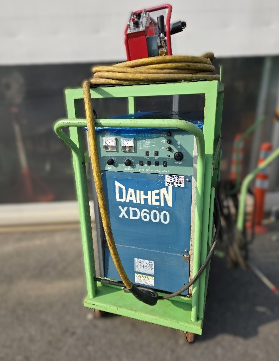 다이헨 MAG/ CO2용접기 XD600 케이블10m세트 대차 포함 중고용접기--2