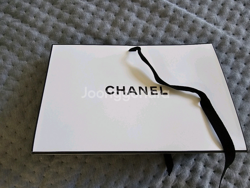 블루 드 샤넬 오 드 빠르펭 50ml 새상품 팝니다.(택포)--1