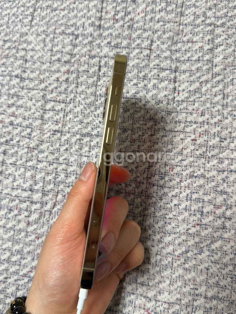 아이폰 12프로 126기가 골드--1