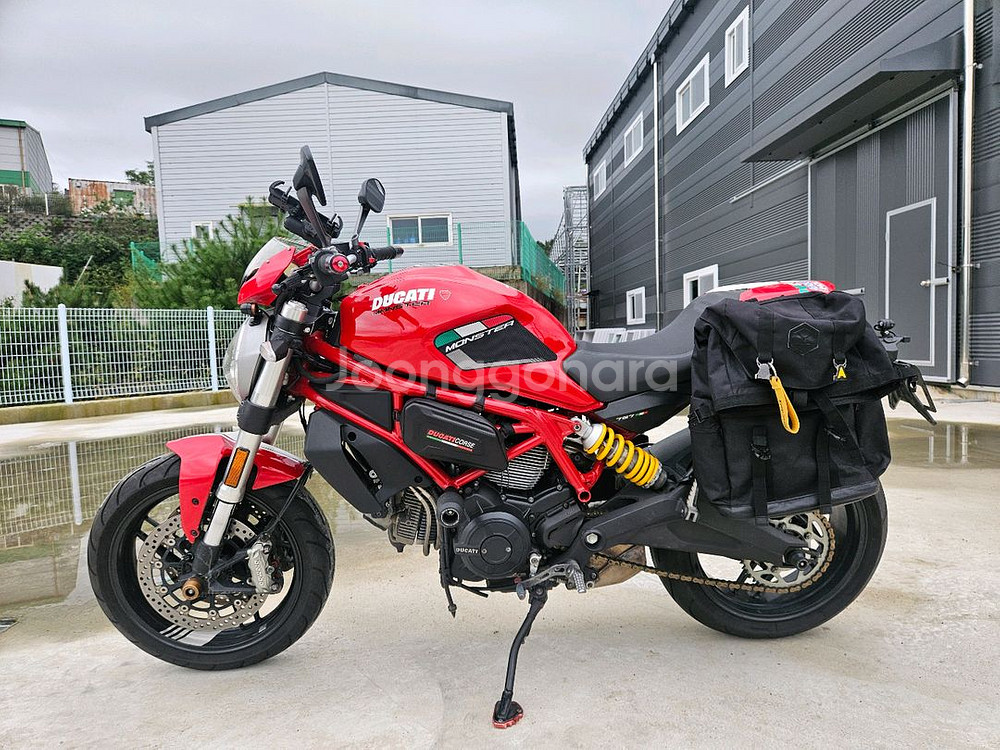 듀카티몬스터797/18년식/4만키로/390만원--0