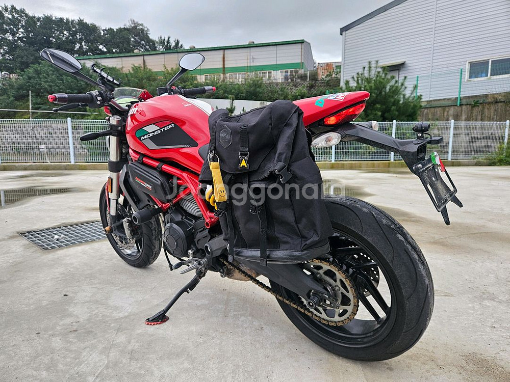 듀카티몬스터797/18년식/4만키로/390만원--4