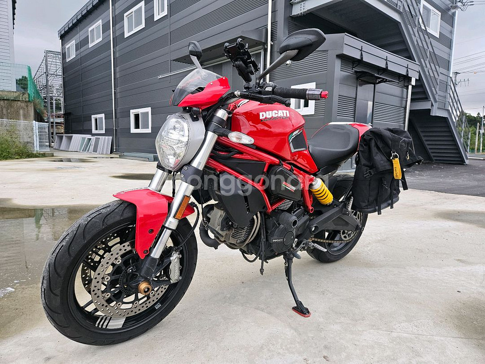 듀카티몬스터797/18년식/4만키로/390만원--2