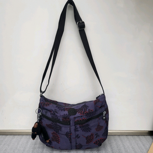 키플링 정품 크로스백 퍼플 꽃무니 30x23