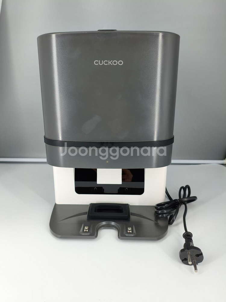 [로봇청소기] 쿠쿠 파워클론 AI 올인원 스테이션 로봇청소기--1