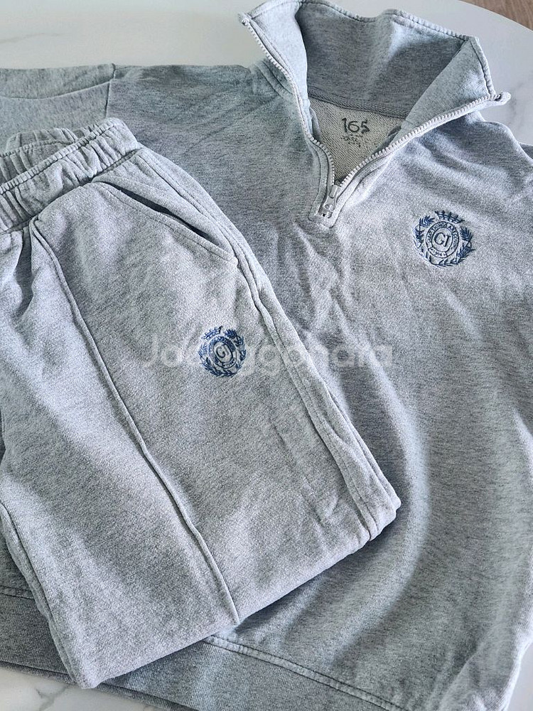 지오다노 주니어 반집업 트레이닝 상하세트 셋업--2