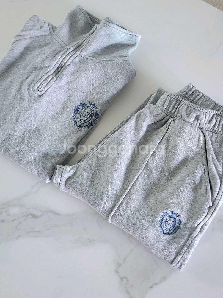 지오다노 주니어 반집업 트레이닝 상하세트 셋업--0