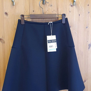 (새상품)COS 네오플렌 스커트(허리26인치)