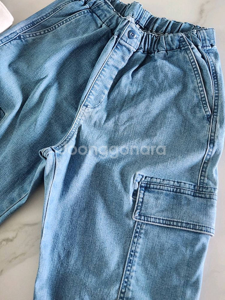 (새상품) 유니클로 키즈 스트레치 데님 카고 조거팬츠--1