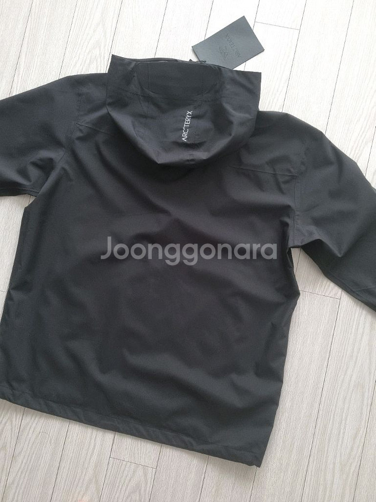 (새상품)아크테릭스 베타 LT 바람막이자켓 남녀공용--9