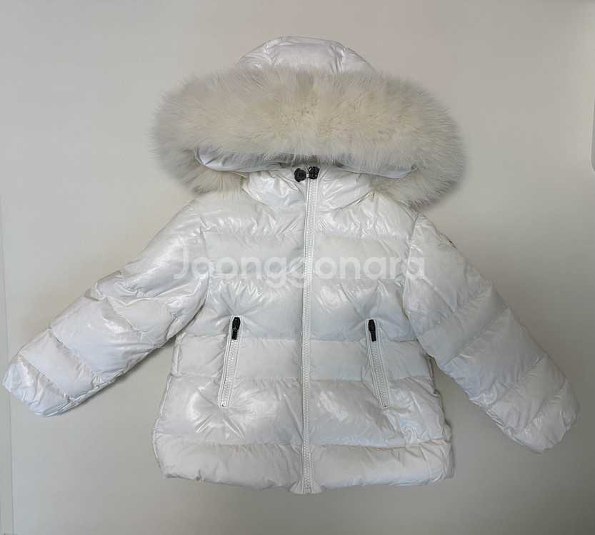 몽클레어 기니 화이트 패딩점퍼(리얼퍼) 4a--0
