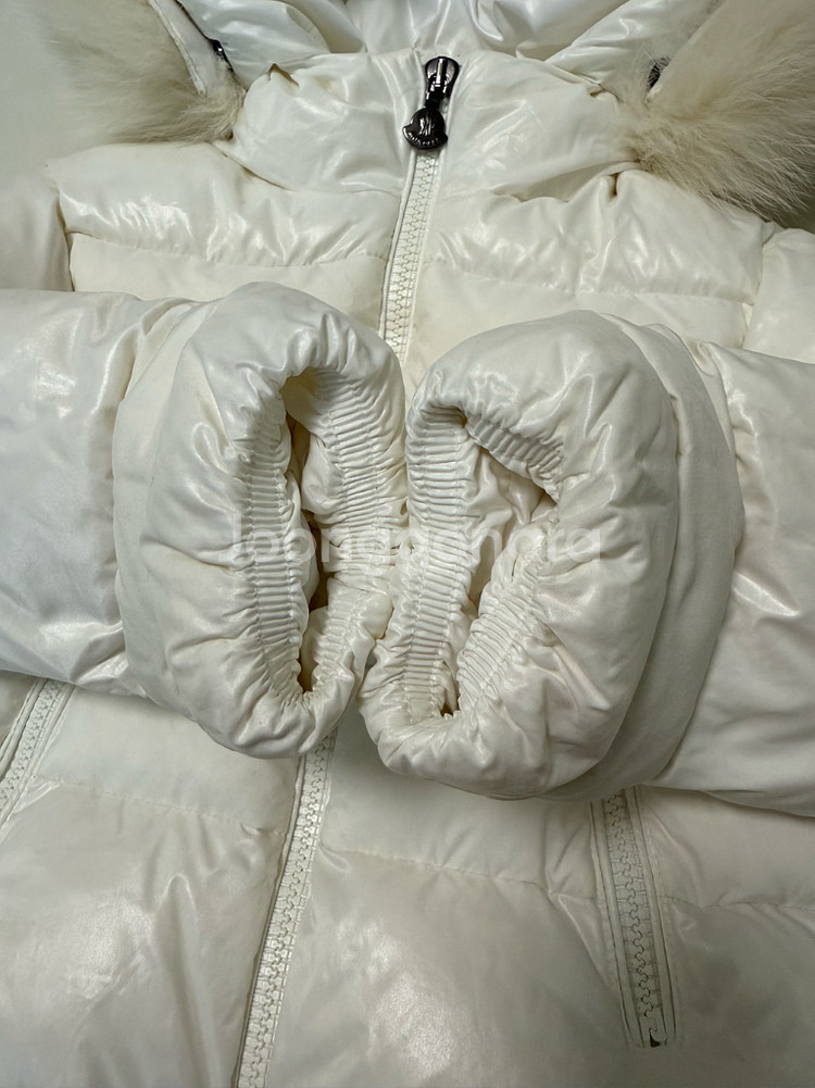 몽클레어 기니 화이트 패딩점퍼(리얼퍼) 4a--5