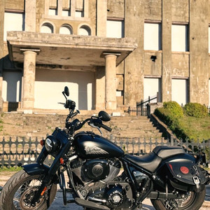 인디언모터사이클 치프바버다크호스